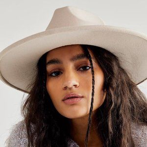 Clean Slate Felt Hat (NEVER WORN)